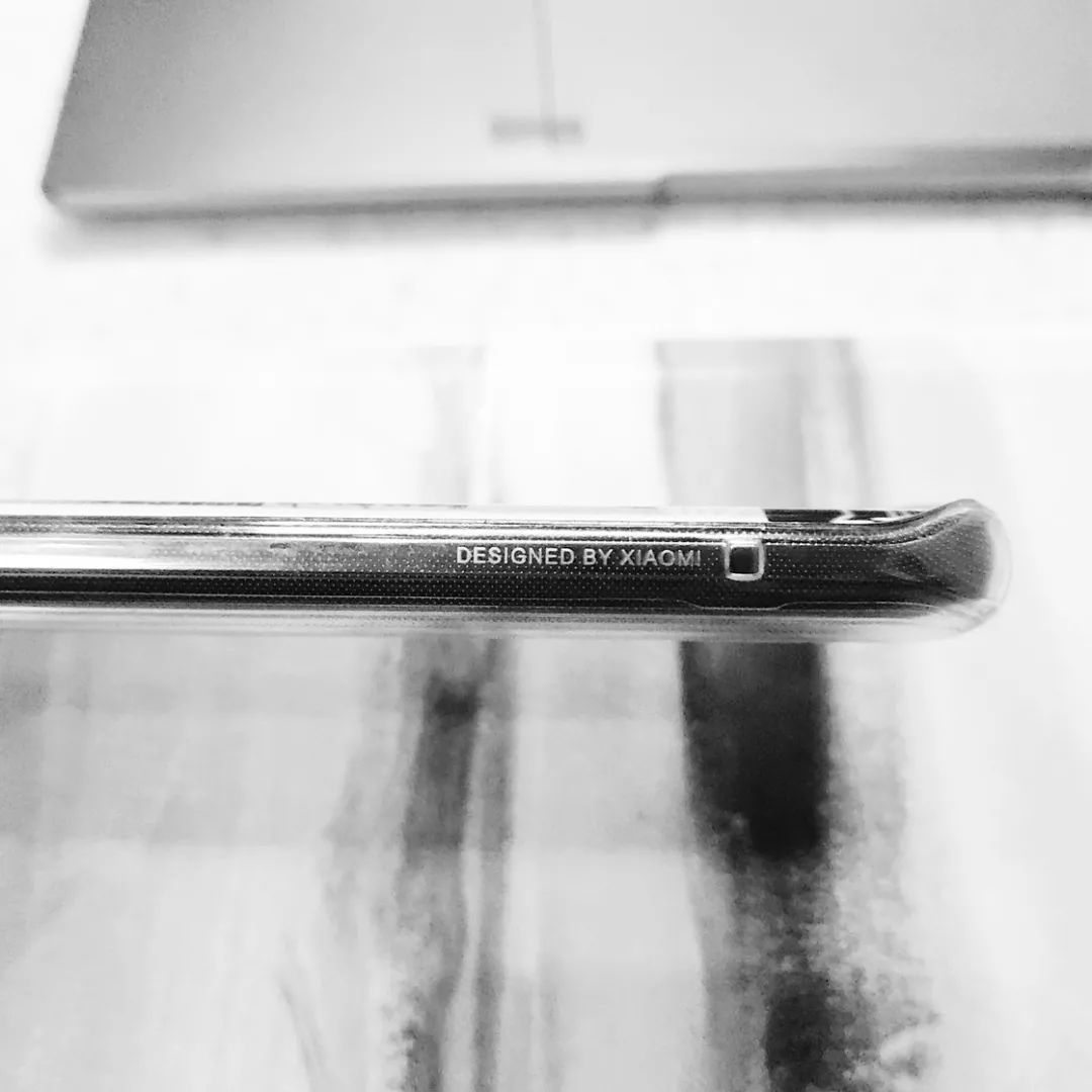 不被承认的高端机：小米 10 Pro 的「临门一脚」究竟差在哪？