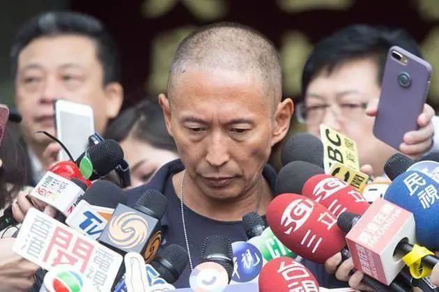 钮承泽性侵女助理获刑四年；《狮子王》动画师苏利文因新冠去世