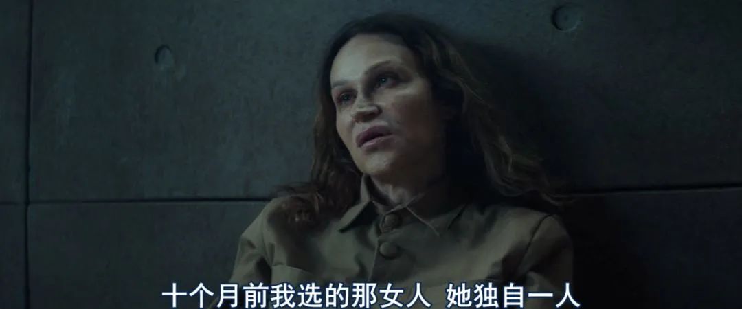 ​《雪国列车》垂直升级版，脑洞巨大，内涵深刻