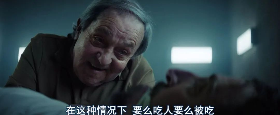 ​《雪国列车》垂直升级版，脑洞巨大，内涵深刻