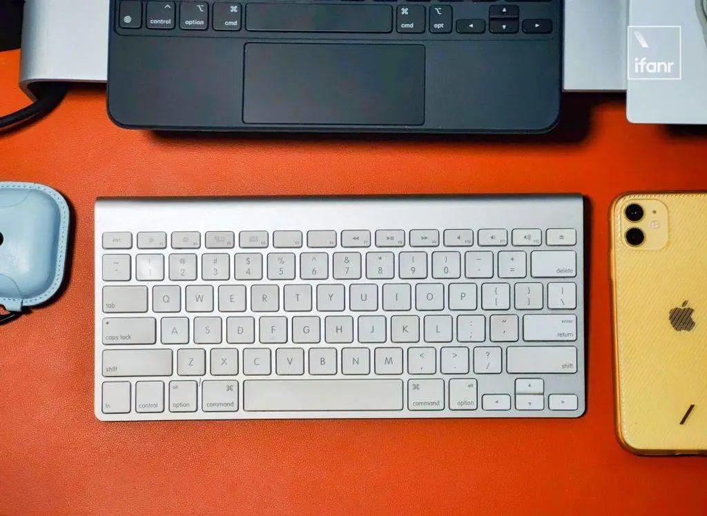 2020 款 13 英寸 MacBook Pro 深度评测：买买买还是下次一定？