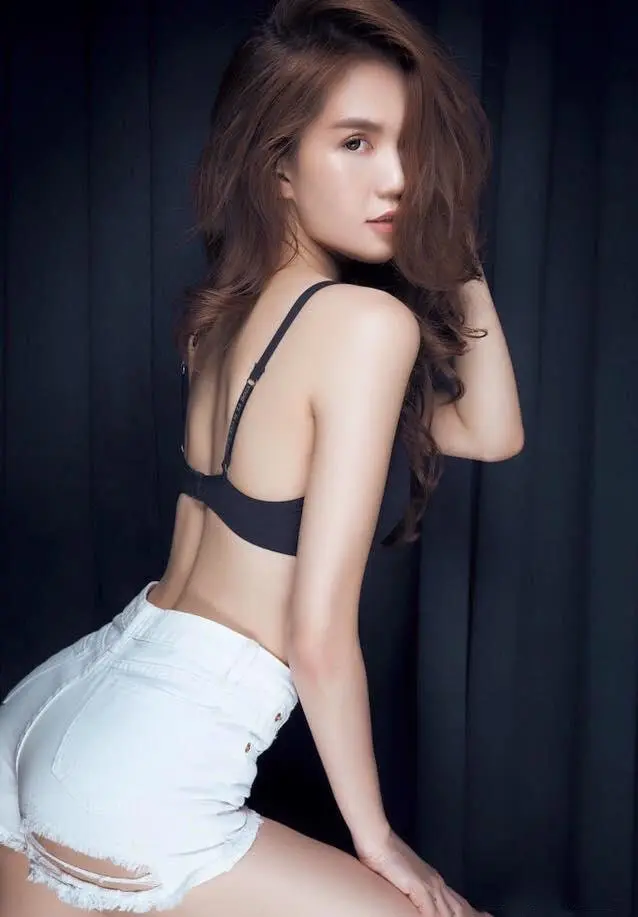 越南美女郑玉性感撩人图片越南第一美女图片
