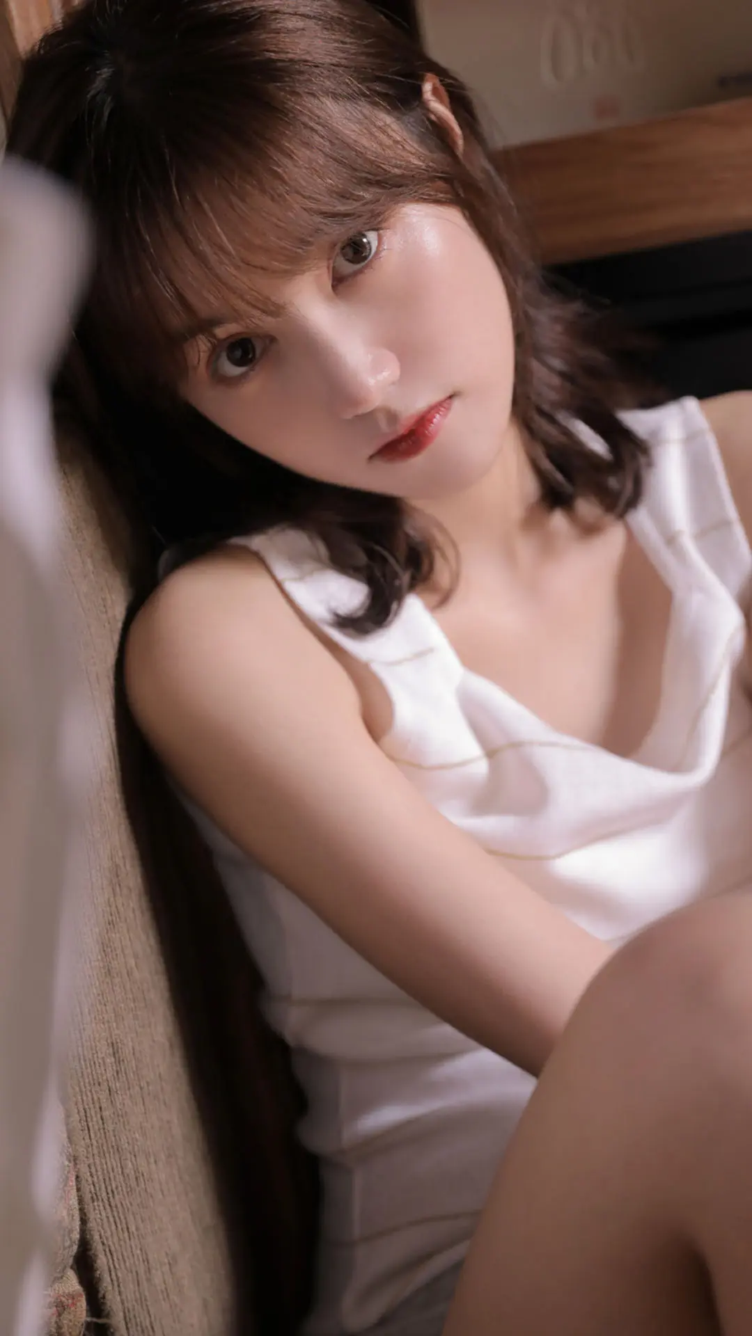 白嫩小清新美女性感写真手机壁纸