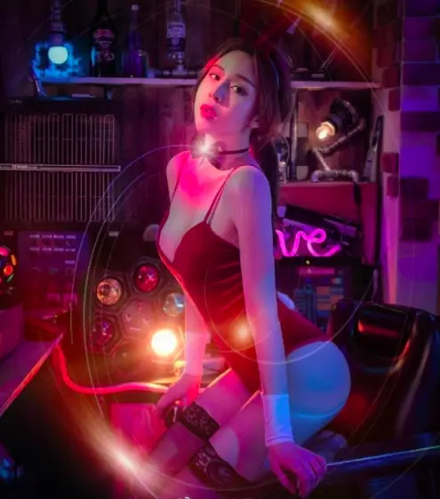台湾模特lena莉娜绝色身材凹凸有致诱惑图片