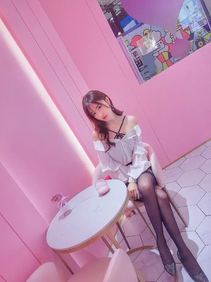 美丽和可爱并存的清纯mm美女图片