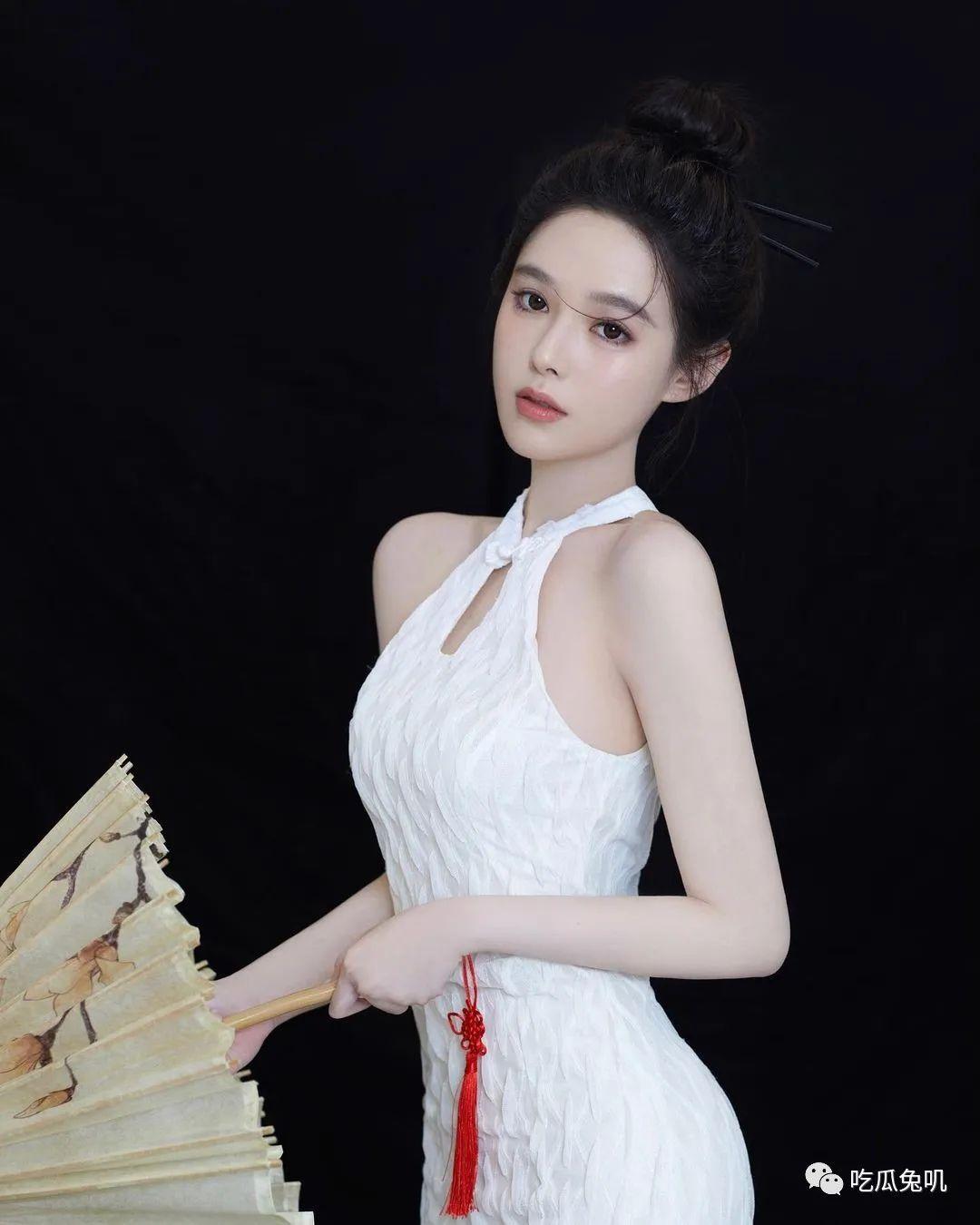 INS网红 | nini.nicky