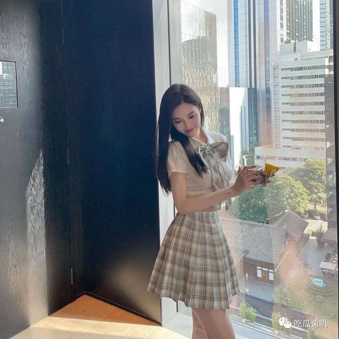 INS网红 | nini.nicky