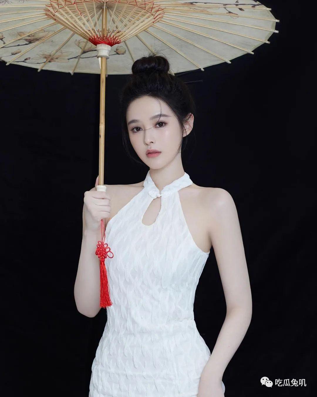 INS网红 | nini.nicky