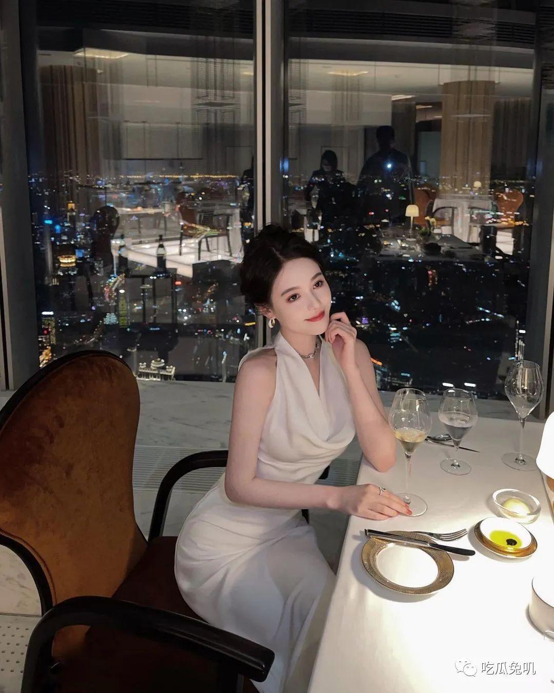 INS网红 | nini.nicky