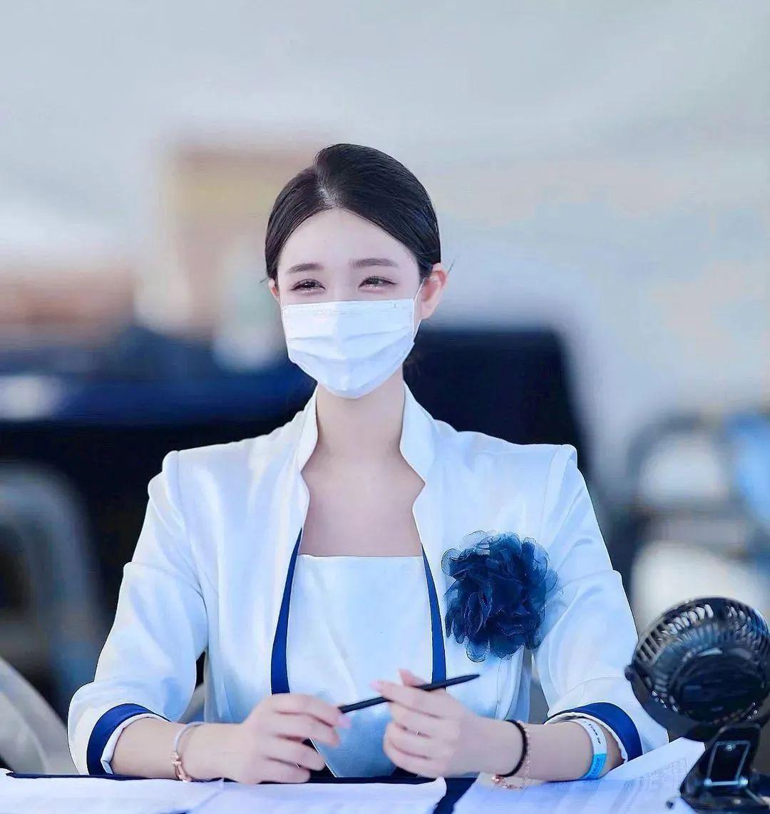 当“最美健身空姐”换下工作服，犯规曲线太上头！