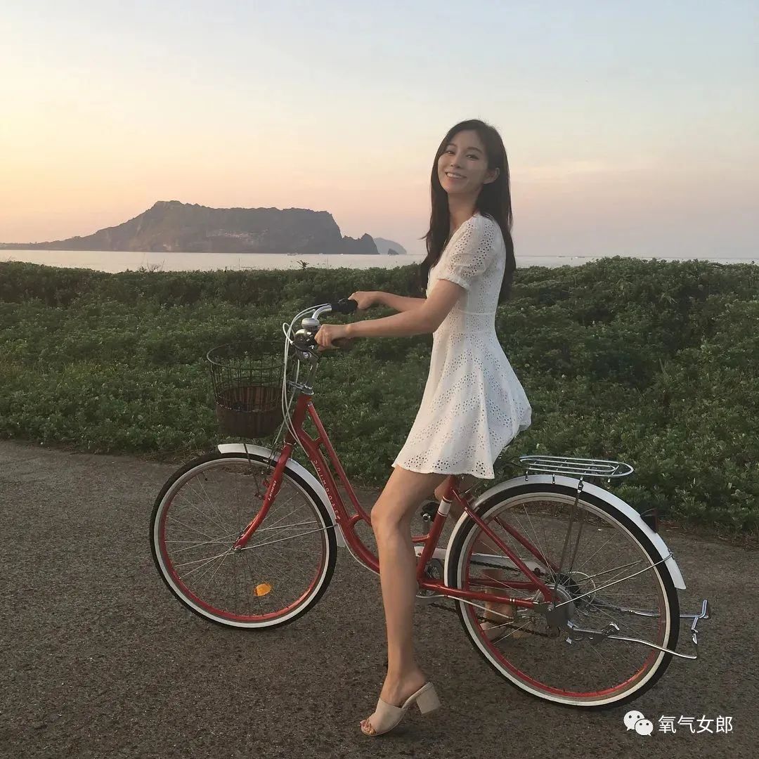 韩系御姐，BORA KIM……