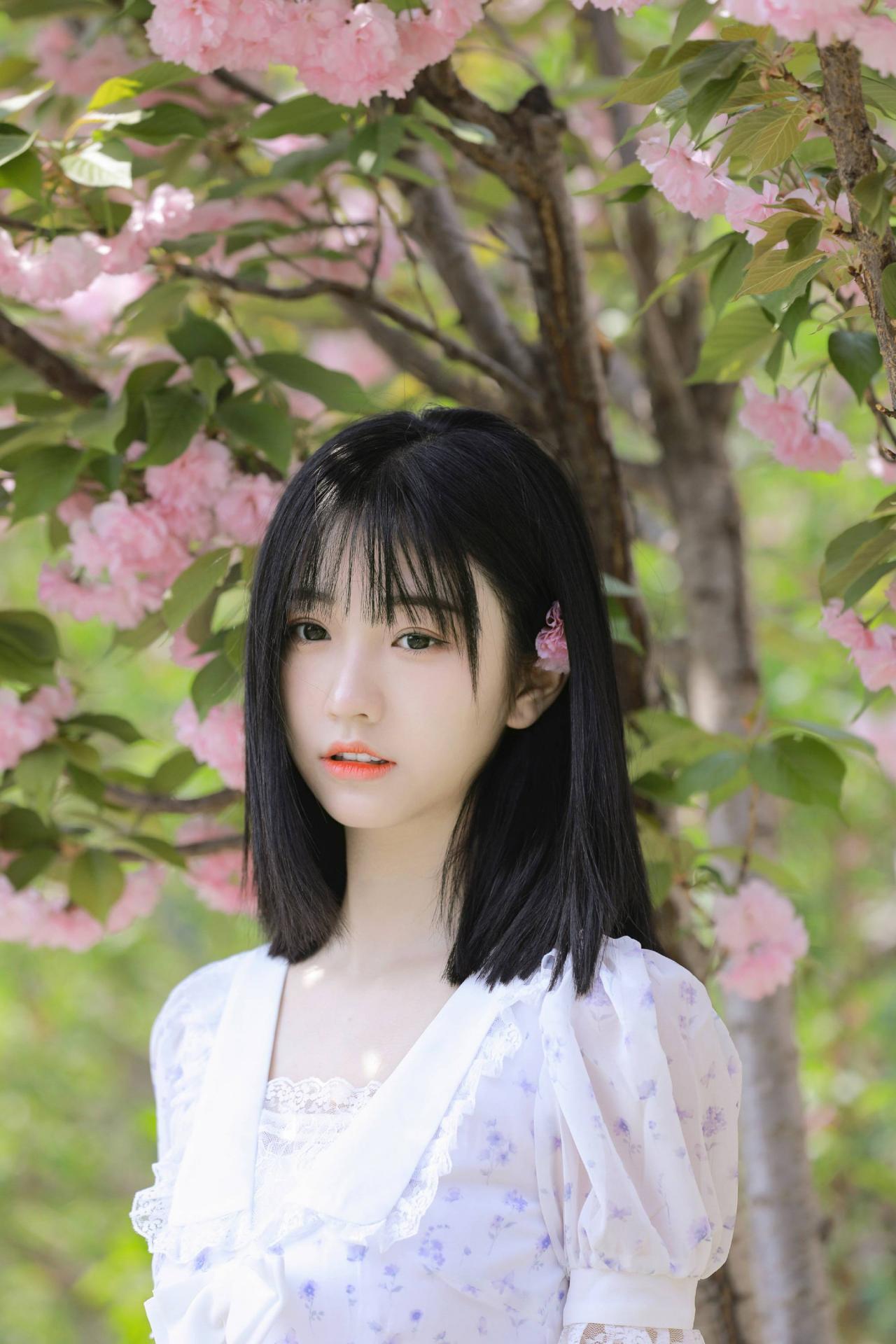 想你的时候，花又开了-唯美女生