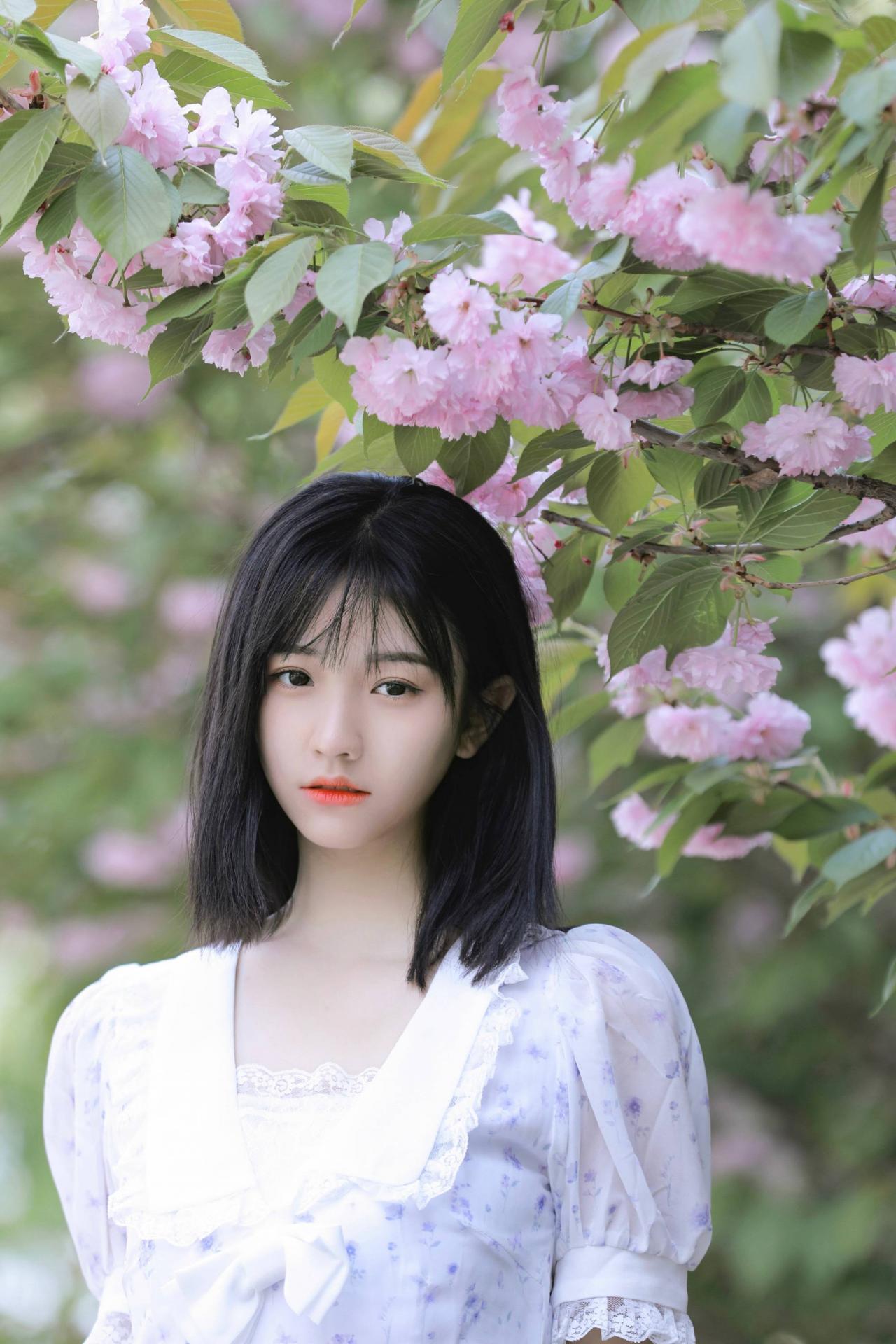 想你的时候，花又开了-唯美女生