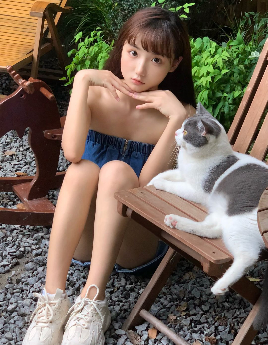 猫咪与我-唯美女生