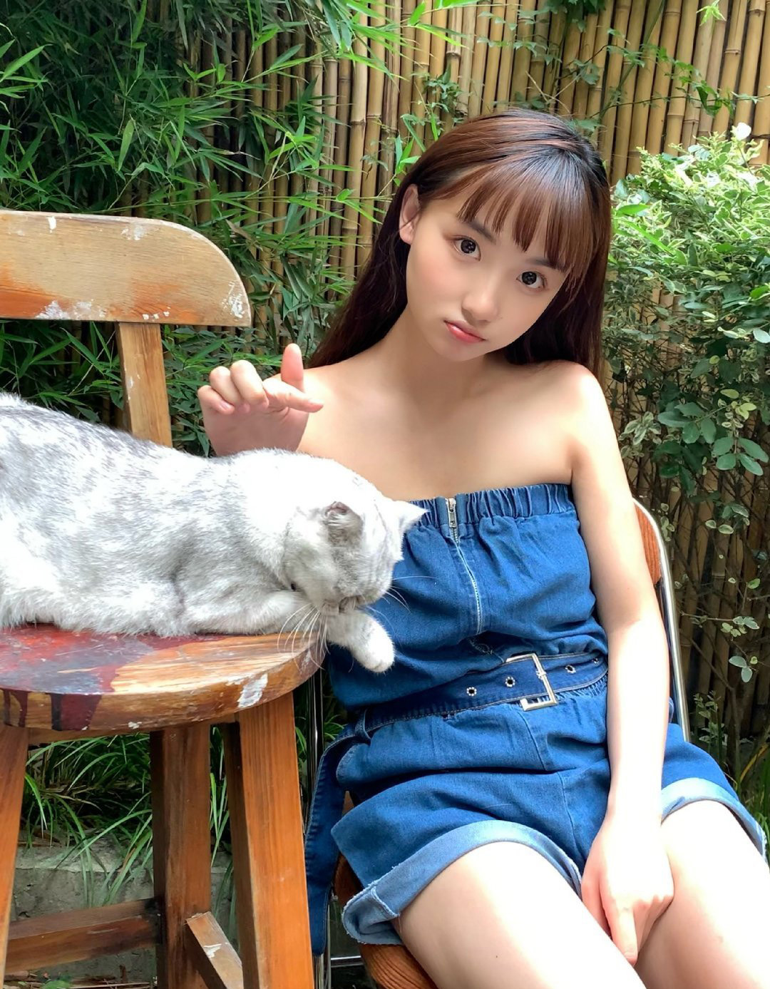 猫咪与我-唯美女生