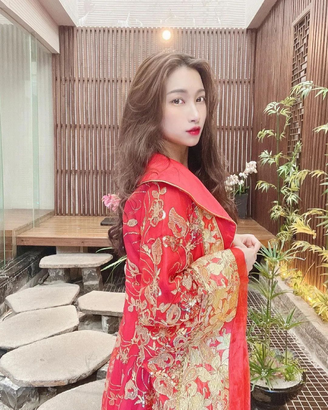 娜娜米