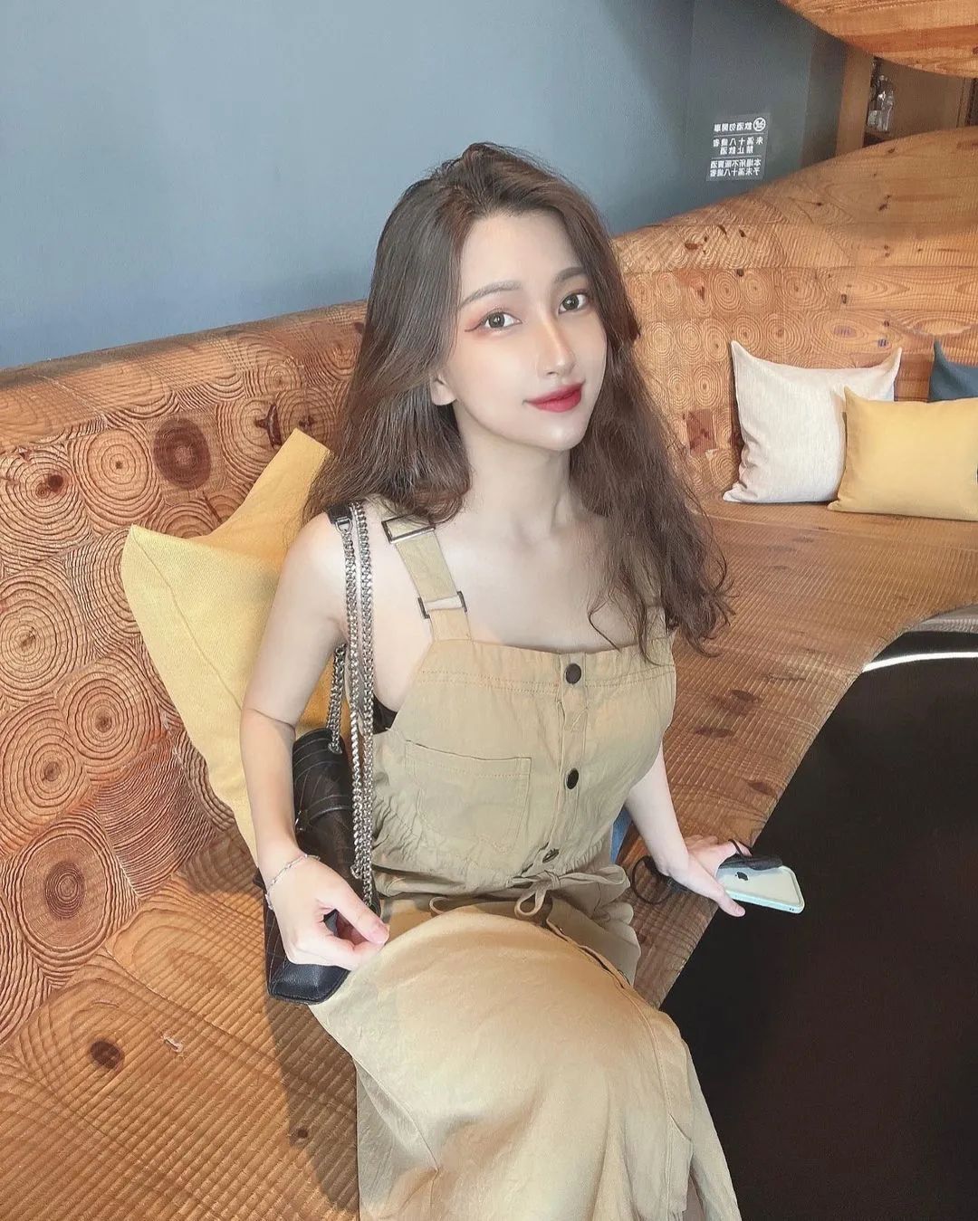 娜娜米