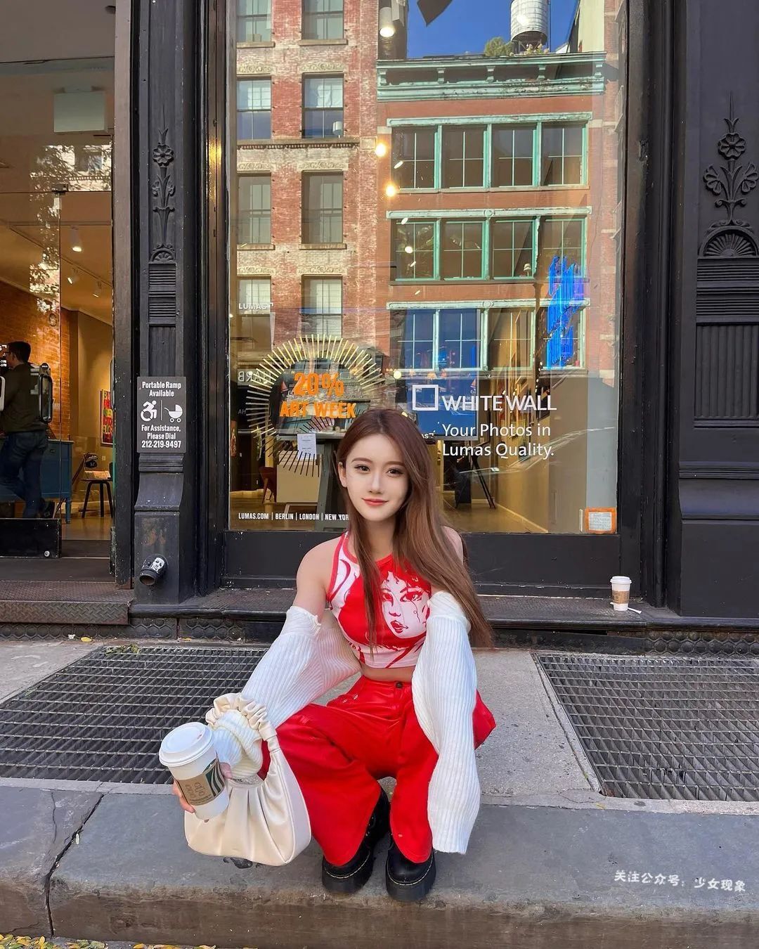 爱健身的小姐姐，这杯确实大