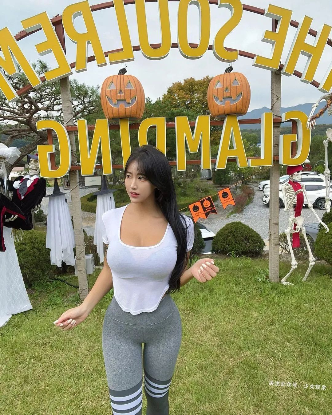 爱健身的小姐姐，这杯确实大