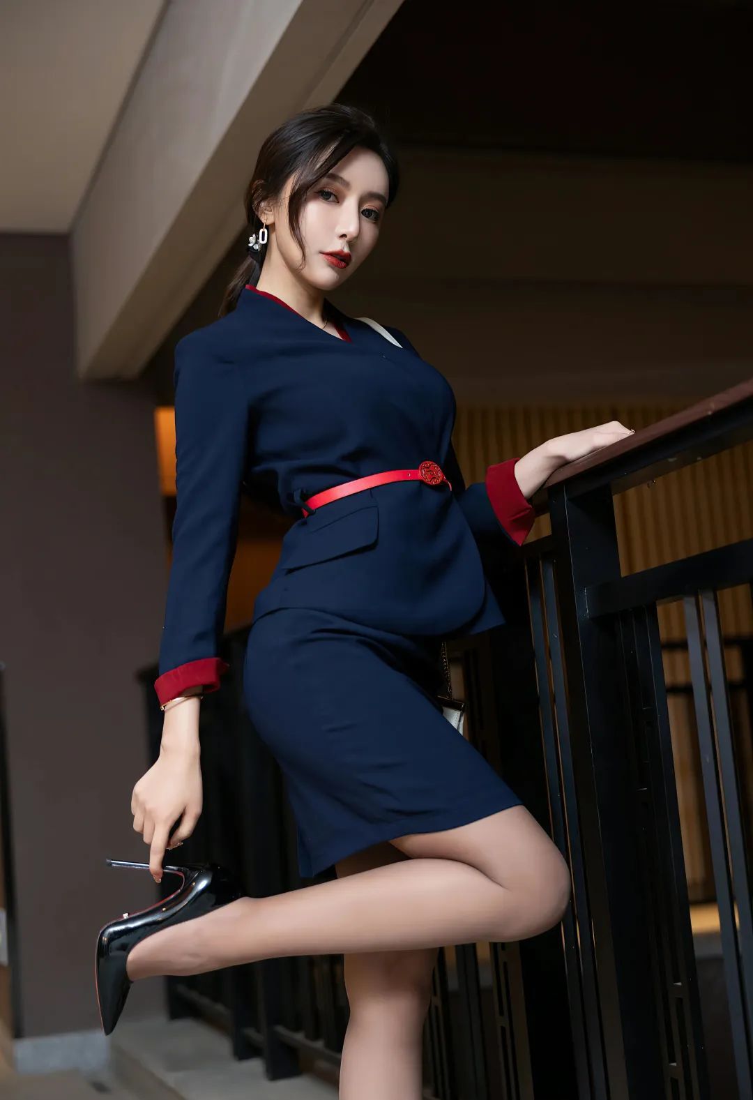秀人壁纸 | 王馨瑶 蓝黑