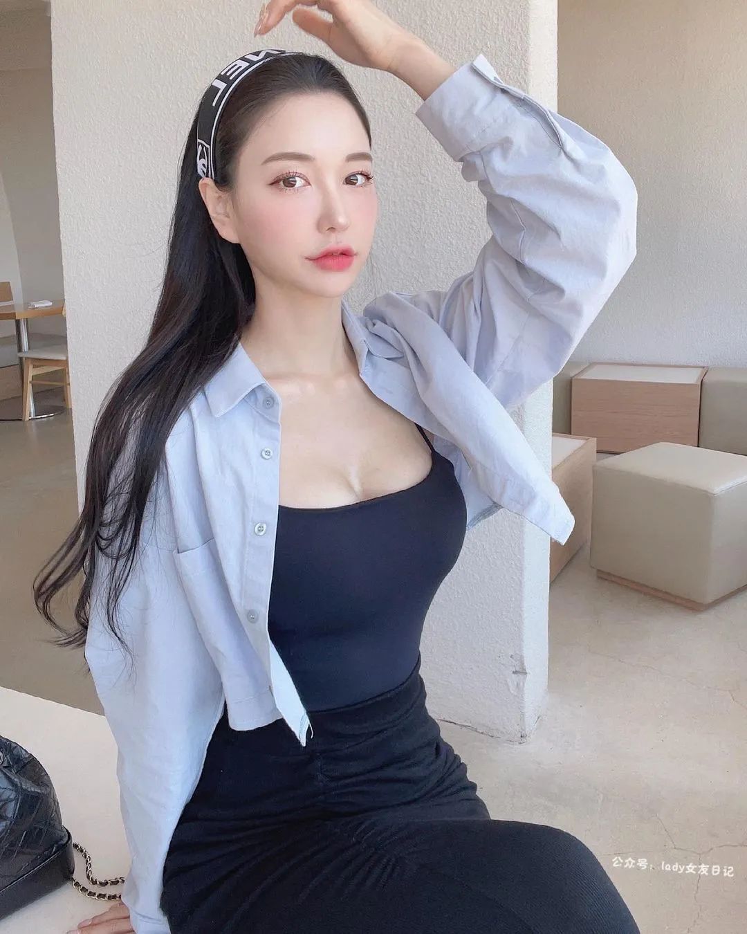 绅士们好！瑜伽小姐姐来一波