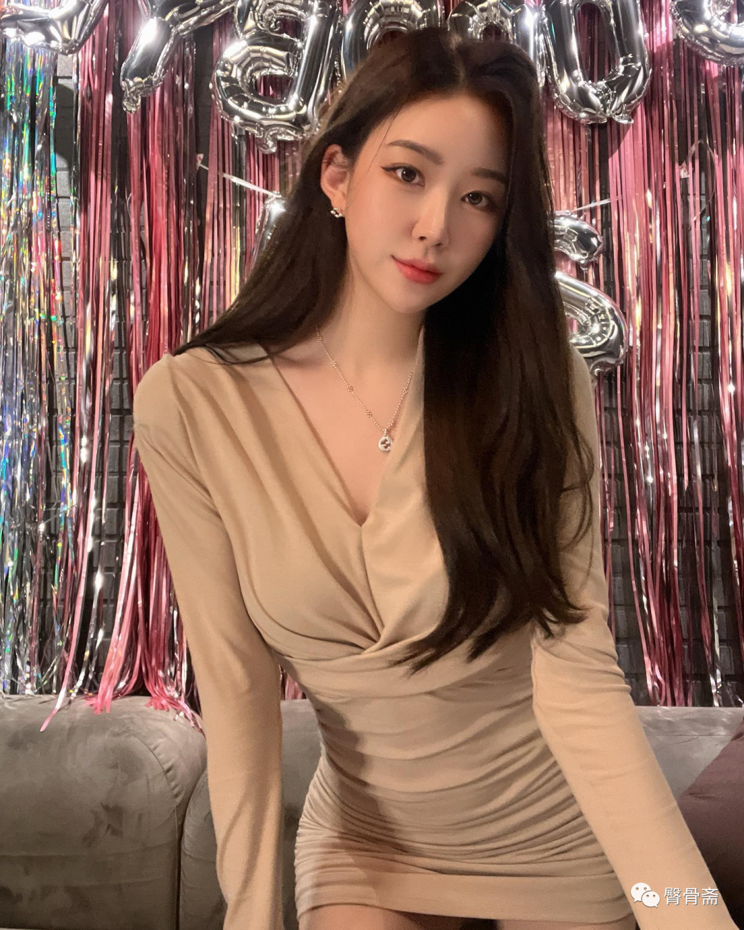 网红Ins | 165cm_ara