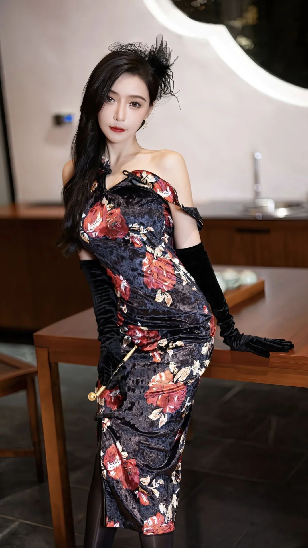 秀人网写真｜王馨瑶 暗黑系