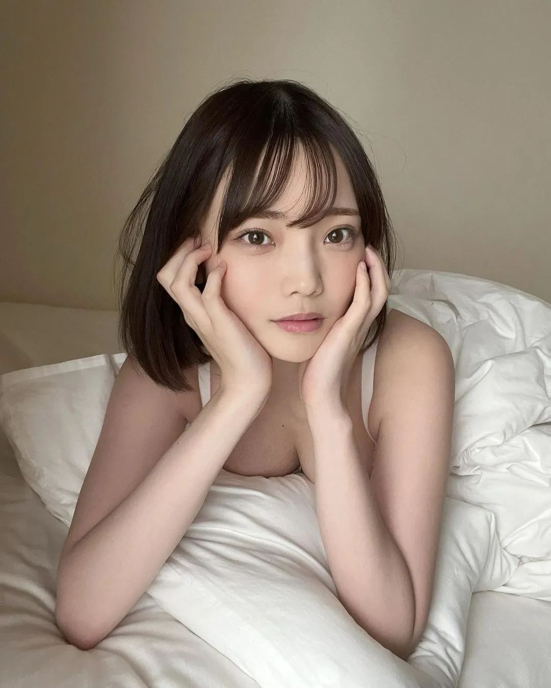 日本模特：甜美的新谷姬加