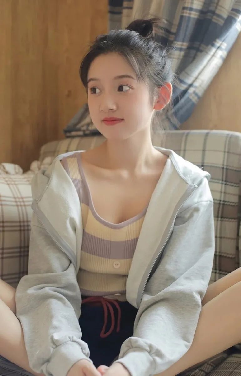 童颜小姐姐 可爱卖萌生活照