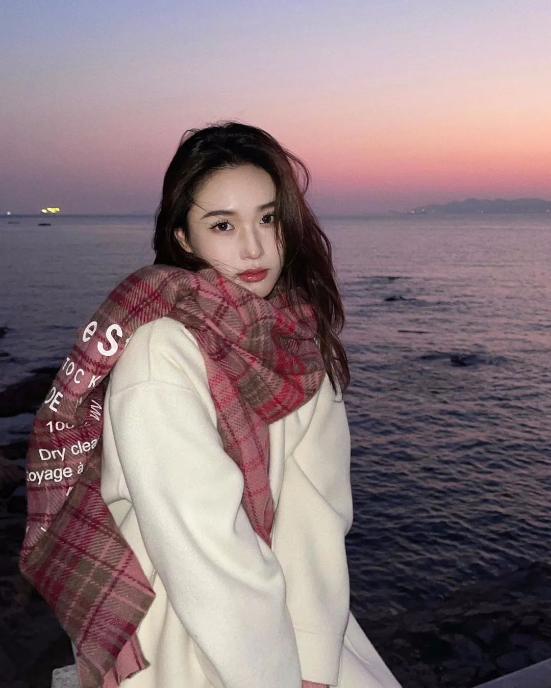 有点像李若彤 (ins:iiammumu)
