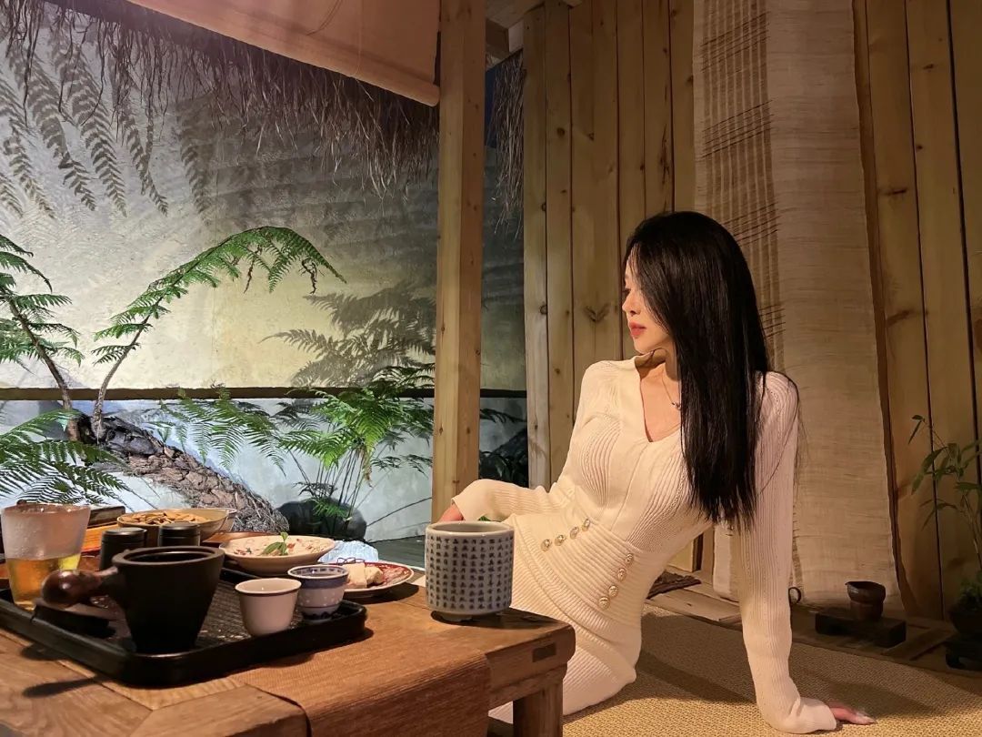 ins | 那河畔的金柳，是夕阳下的新娘...