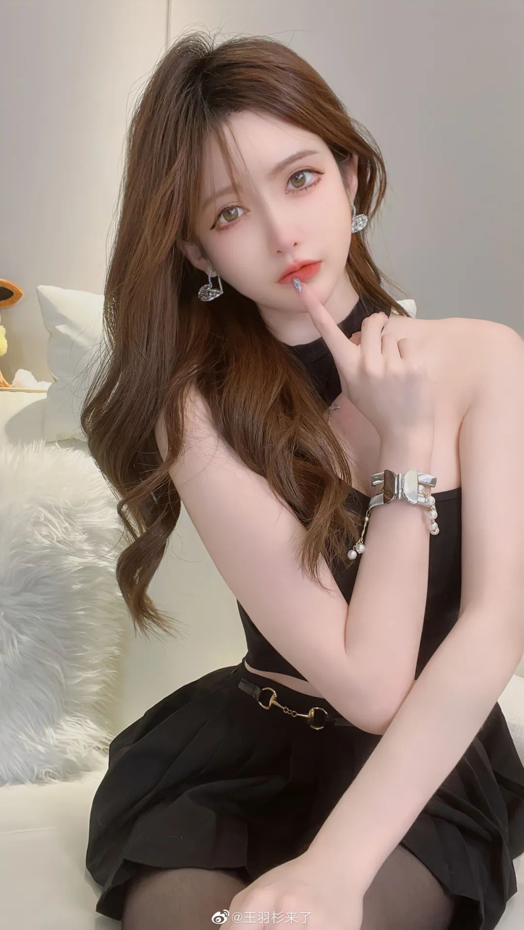 羽杉来了