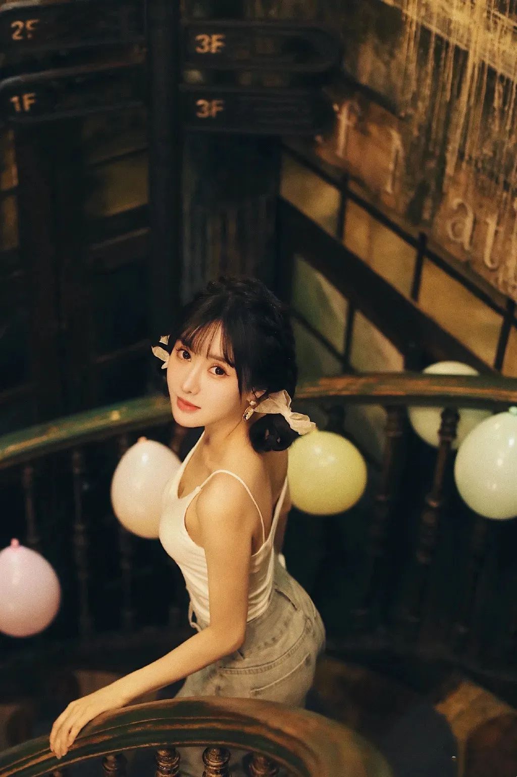 温果希，甜美的双马尾小姐姐