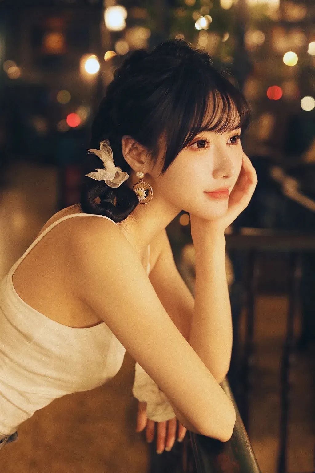 温果希，甜美的双马尾小姐姐