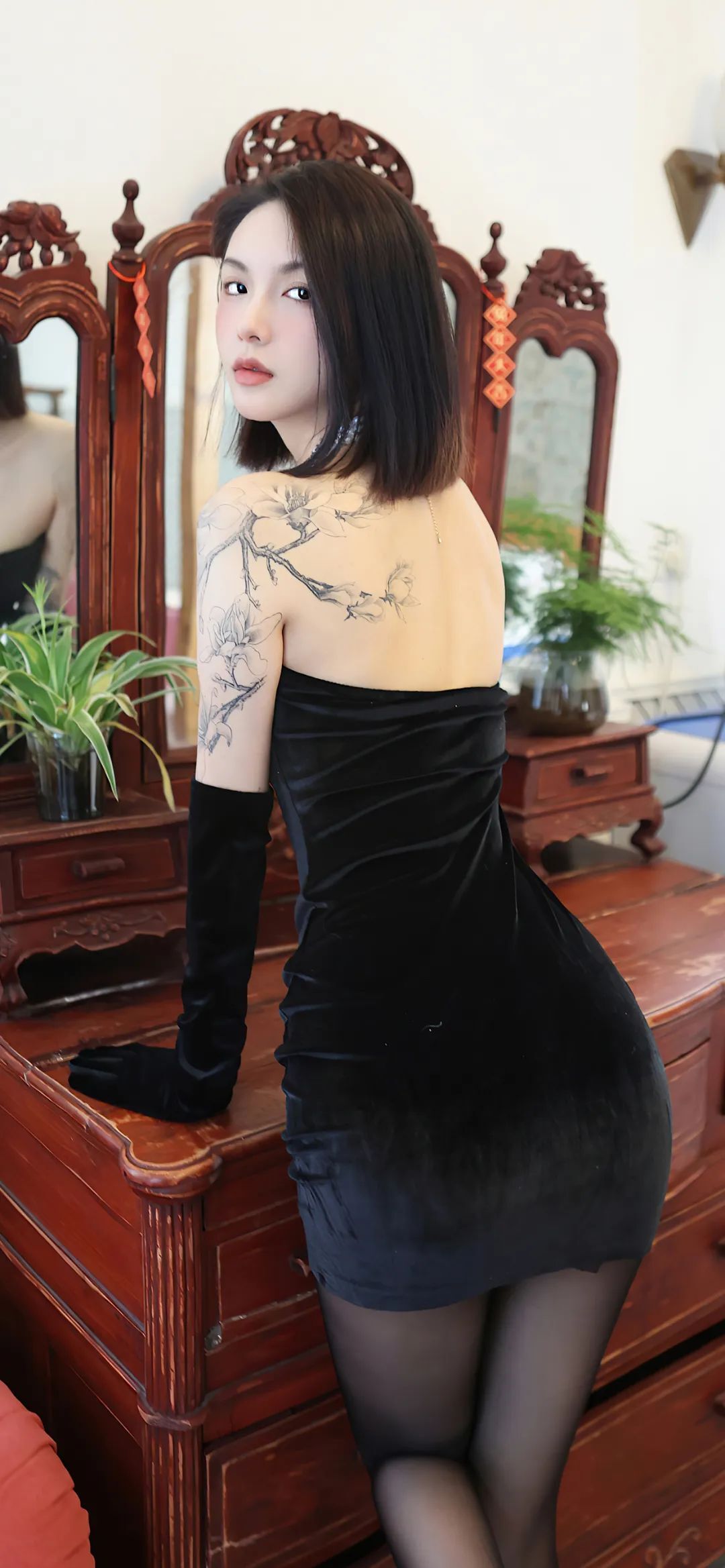 秀人写真丨乔一一 黑丝