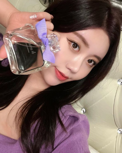 兄弟们，韩国顶级美女网红，微胖天花板，甜美可爱，没有科技狠活！