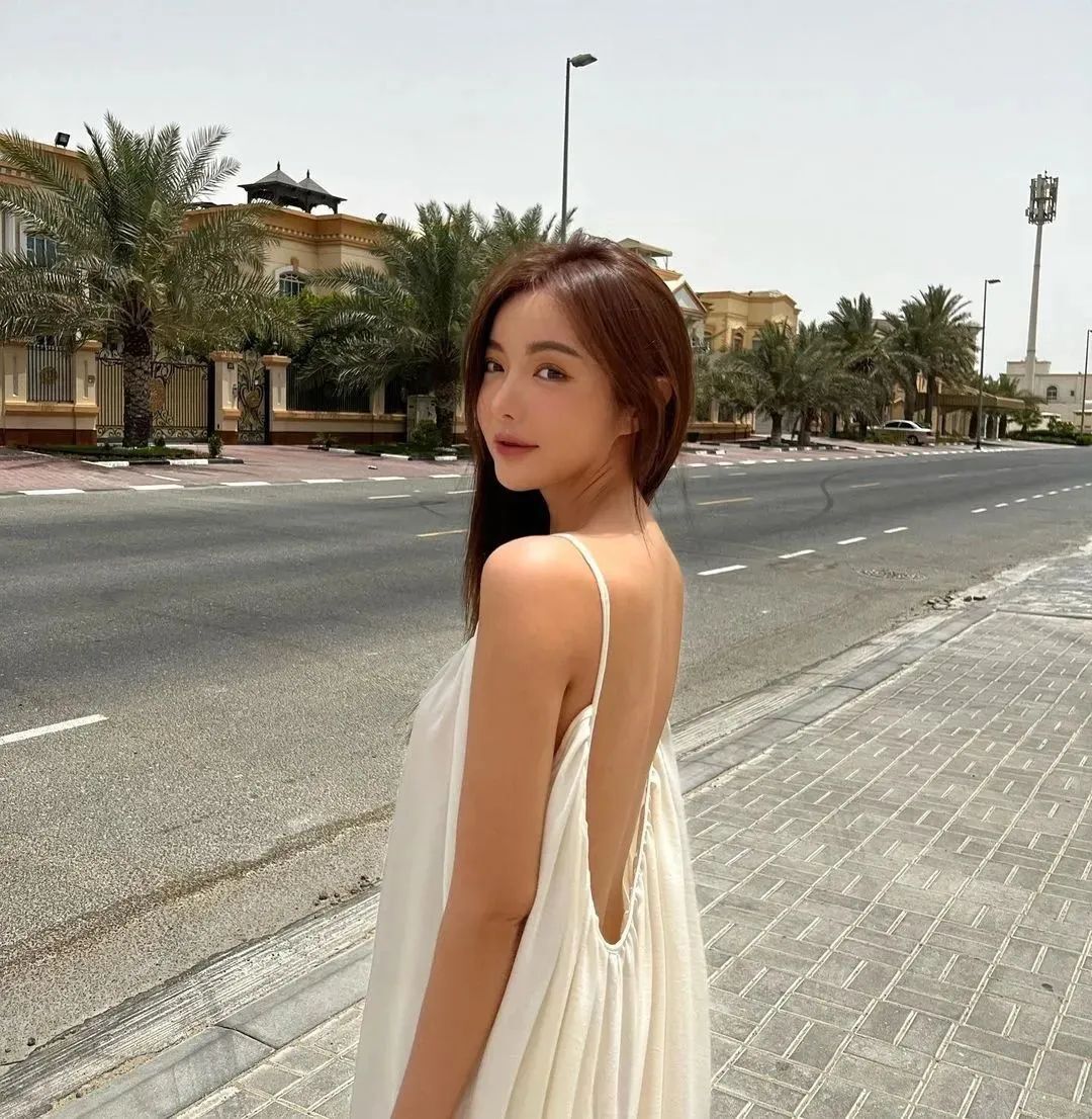 韩国网红jinjin，甜美妩媚性感的超级美女模特