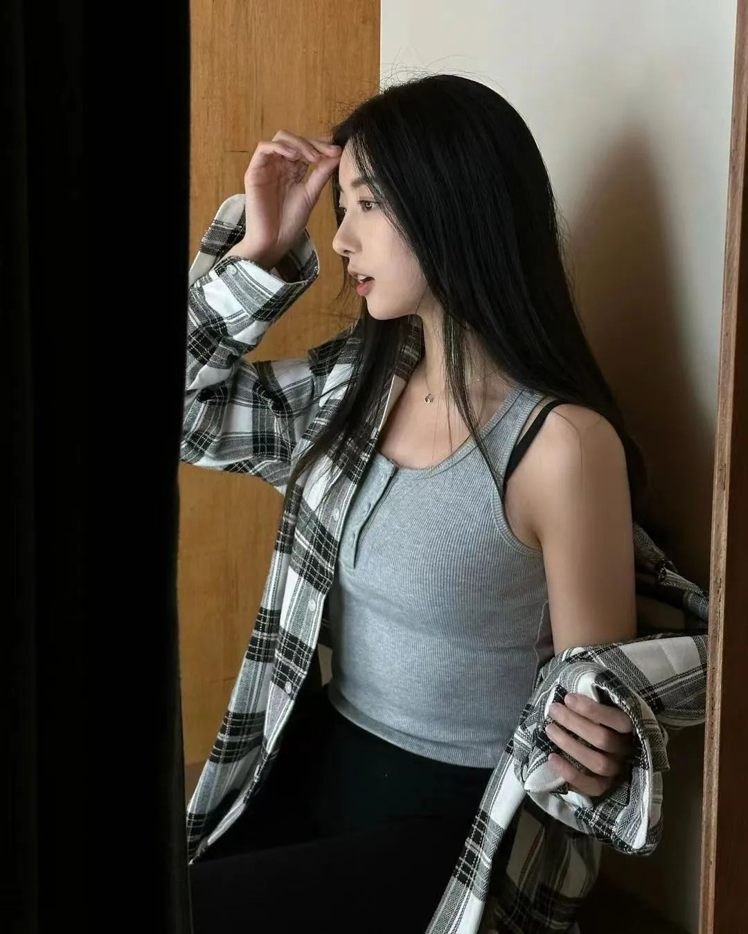 看到她，我想到了岁月静美
