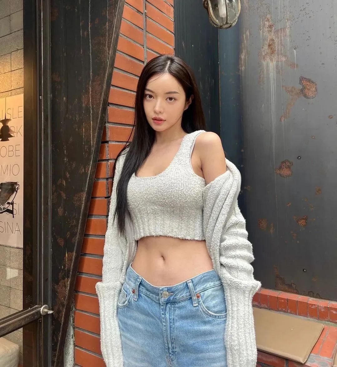 韩国网红jinjin，甜美妩媚性感的超级美女模特