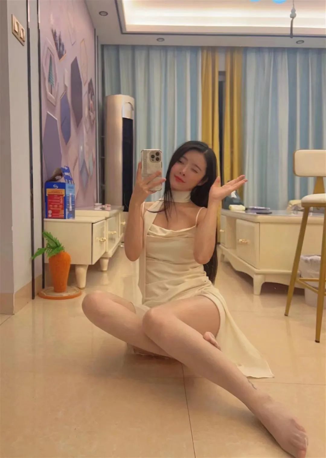 露肩装 很哇塞