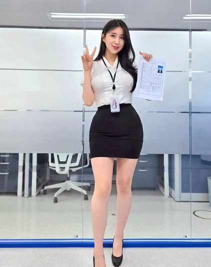 兄弟们，韩国顶级啦啦队美女，真的好凶，你们肯定打不过！