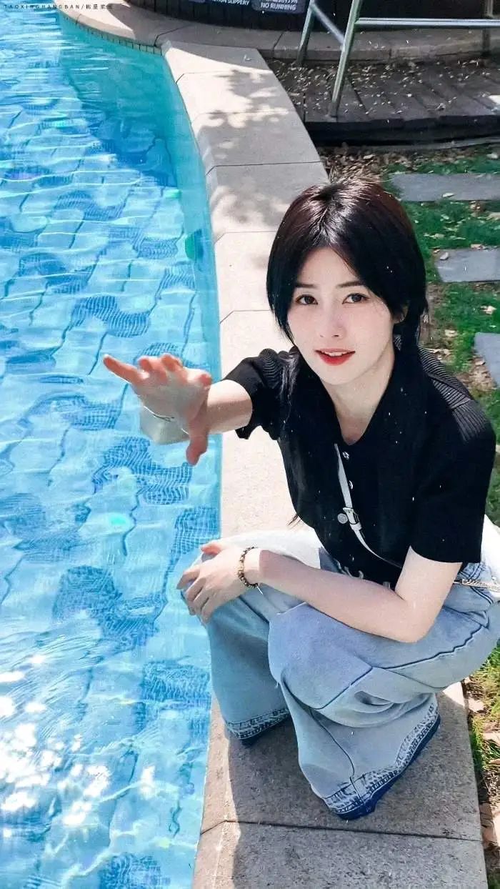 白鹿||微信朋友圈背景图