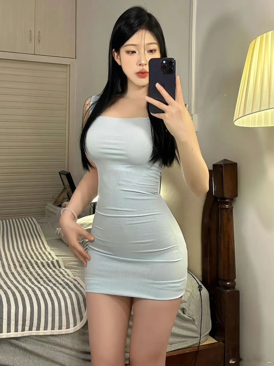去学姐房间玩