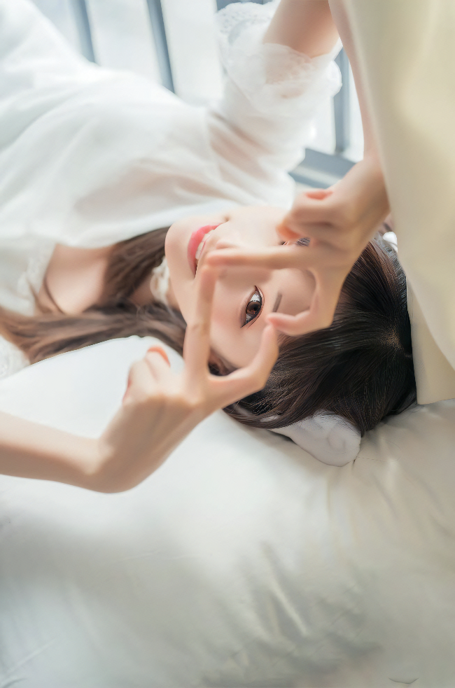 ?????写真｜玉足轻露，宅女风情万种づ