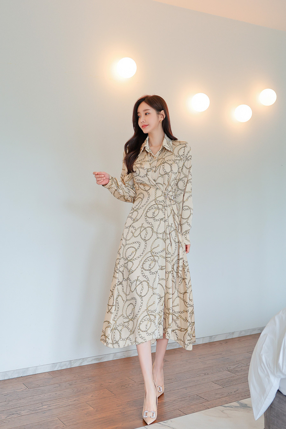 240201_RO更新(银杏雅黄扣锁印花复古淑女裙)