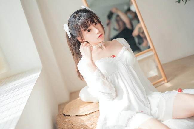 ?????写真｜玉足轻露，宅女风情万种づ