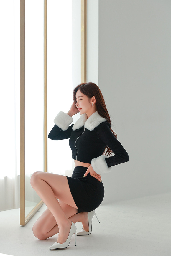 240319_RO更新(毛绒领口藏蓝收腰夹克包臀裙)