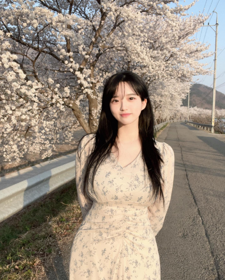 兄弟们，韩国顶级网红美女，既可爱又性感，姐姐鲨我！