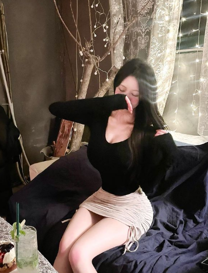 兄弟们，韩国顶级网红美女，真的好凶，信我，身材超辣！