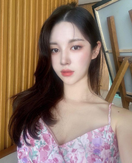兄弟们，韩国顶级网红美女，颜值秒杀內娱女星，真的太绝了，姐姐鲨我！